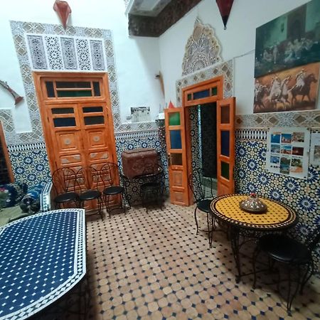 Riad Lala Drissia Fez Buitenkant foto