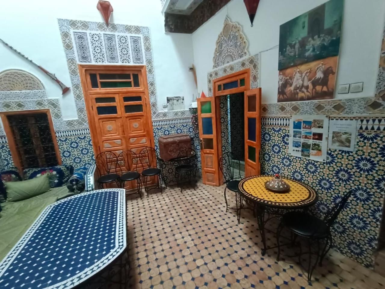 Riad Lala Drissia Fez Buitenkant foto