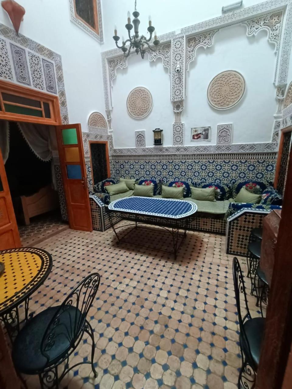 Riad Lala Drissia Fez Buitenkant foto