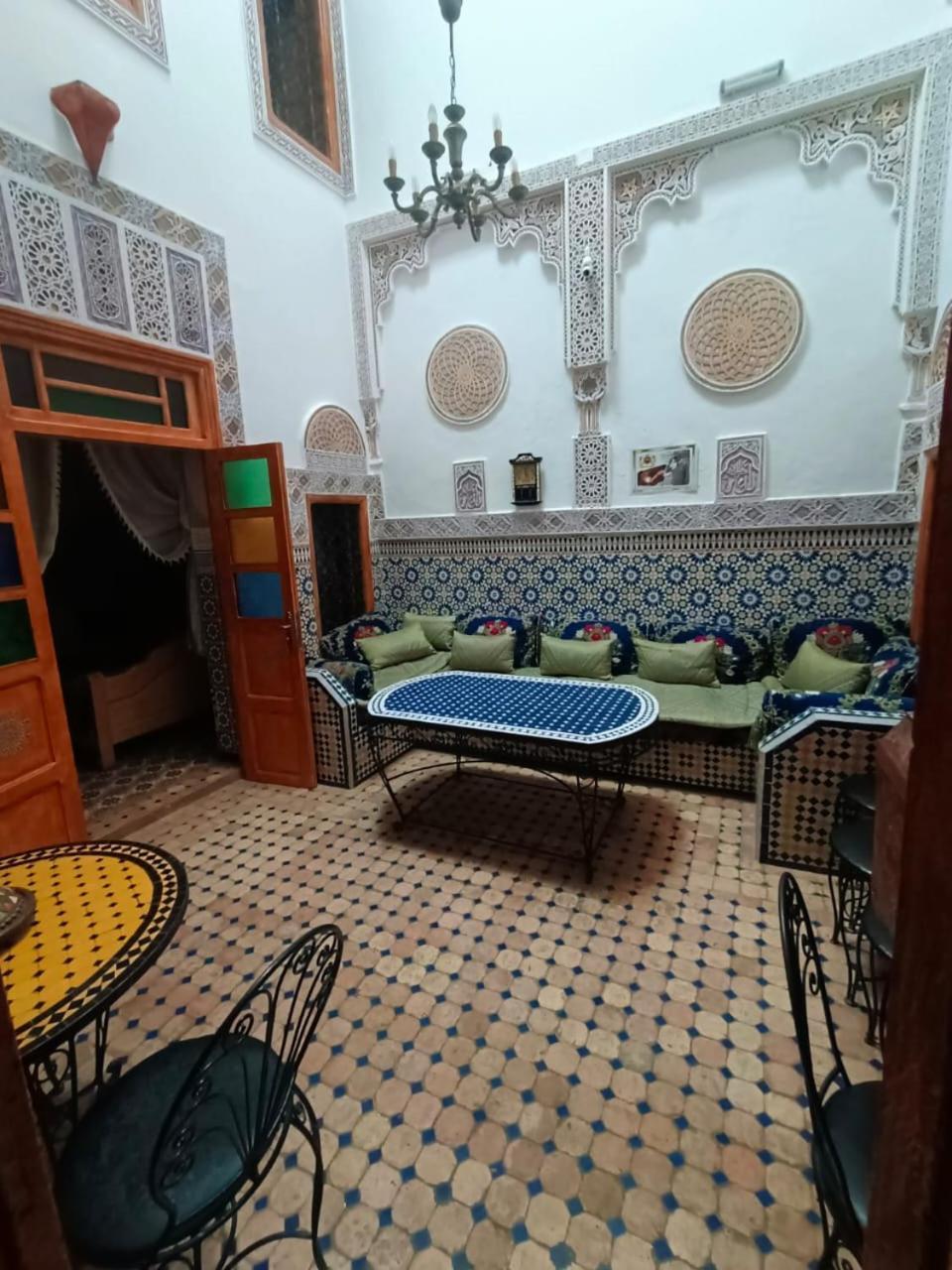 Riad Lala Drissia Fez Buitenkant foto
