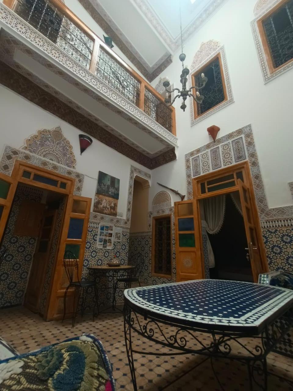 Riad Lala Drissia Fez Buitenkant foto