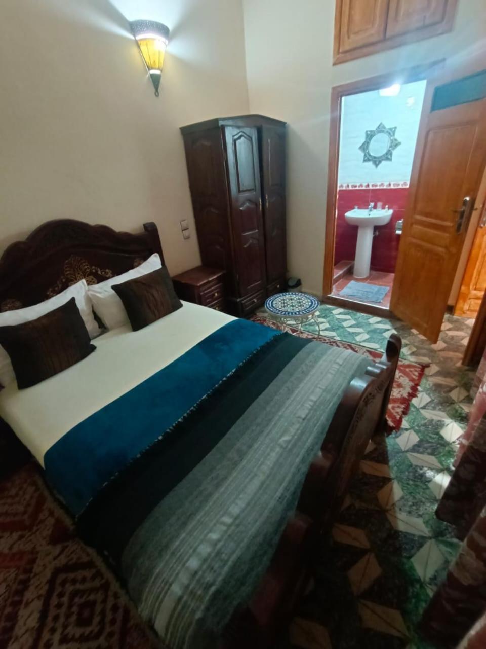 Riad Lala Drissia Fez Buitenkant foto