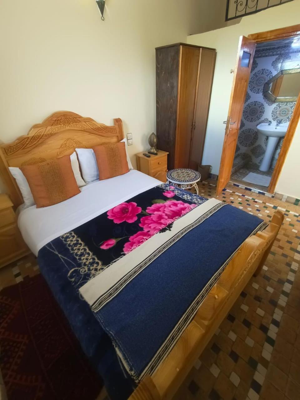 Riad Lala Drissia Fez Buitenkant foto